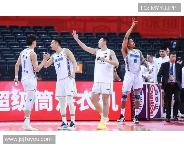 北控男篮与深圳队激战精彩视频回顾及赛后分析